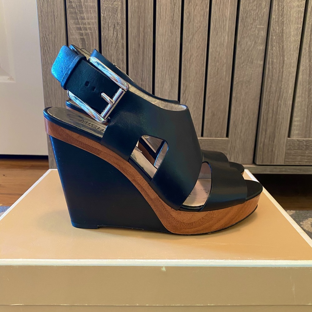 MICHAEL Michael Kors Carla Platform Wedge